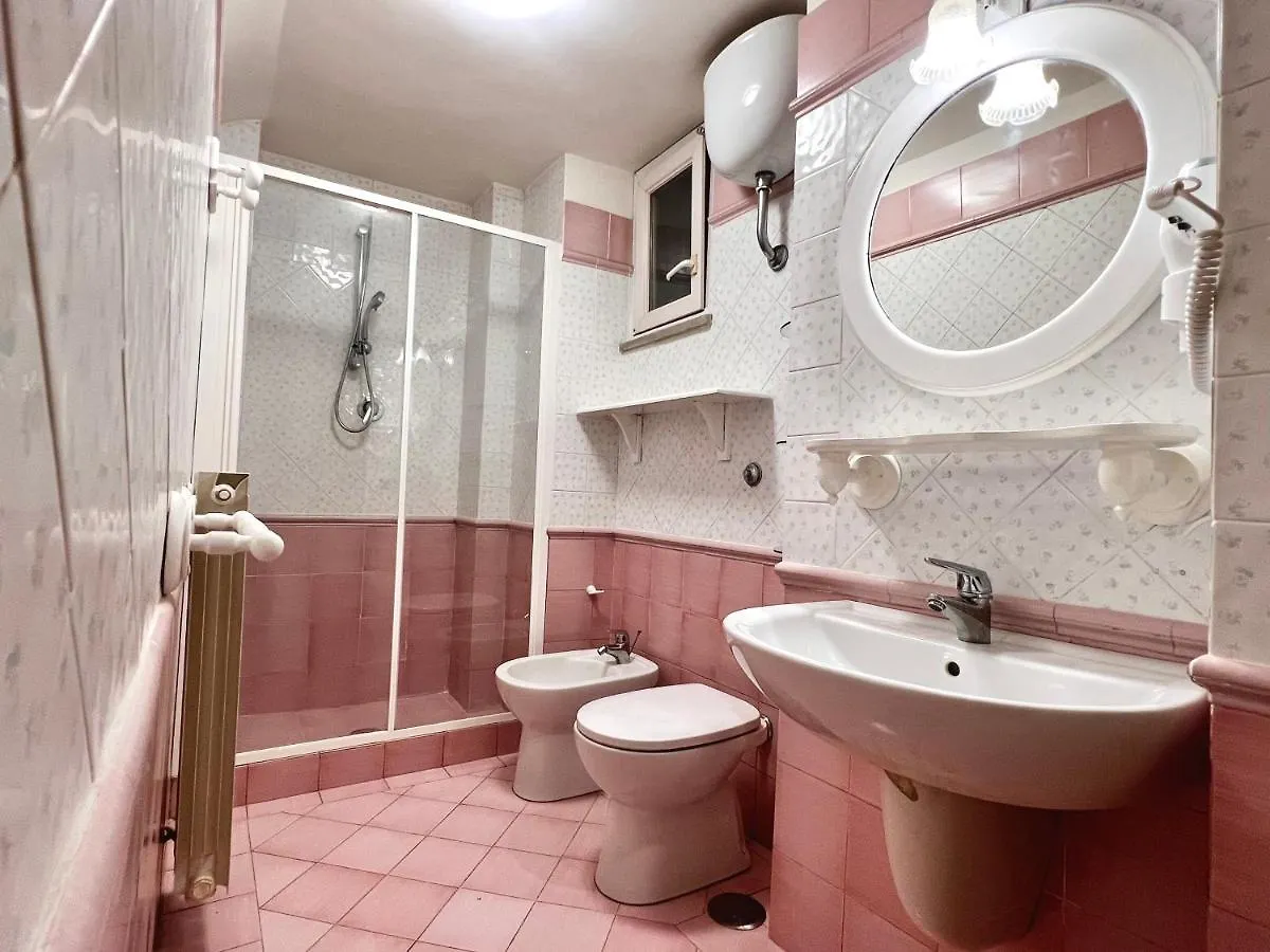 Domus Elena - Plebiscito Apartment Naples Italy