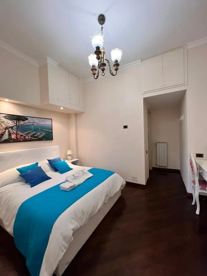 Domus Elena - Plebiscito Apartment Naples